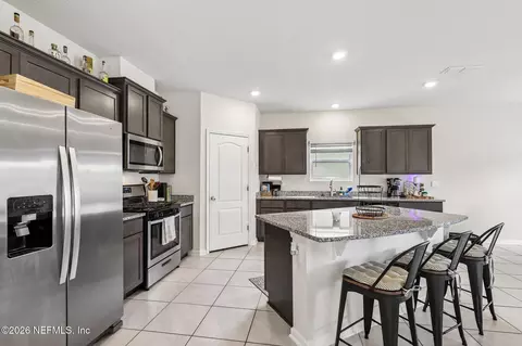 Kitchen - 86237 Mainline Rd, Yulee, FL 32097 photo 4 of 4