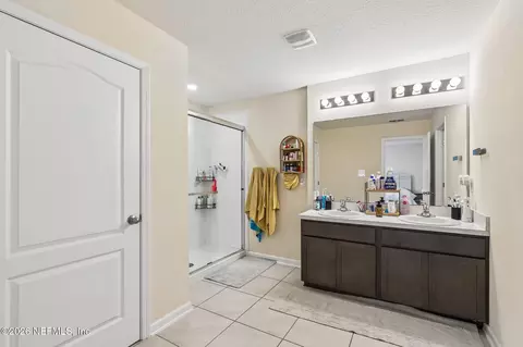 Bath - 86237 Mainline Rd, Yulee, FL 32097 photo 1 of 3