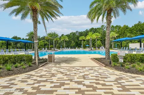 Exterior - 12924 Holsinger Blvd, Jacksonville, FL 32256 photo 14 of 15