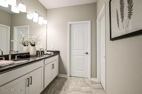 Bath - 212 Silver Myrtle Ct, Saint Augustine, FL 32092 photo 3 of 5
