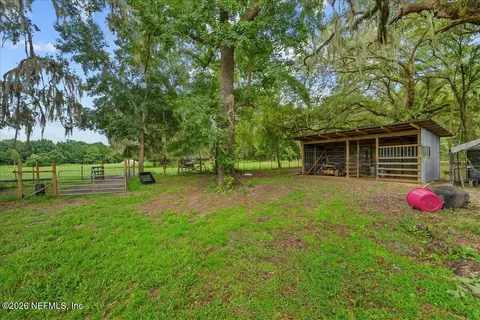 703 Walker Dr, Interlachen, FL 32148 photo 21
