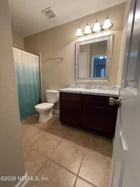 Bath - 459 Walnut Dr, Saint Johns, FL 32259 photo 3 of 4