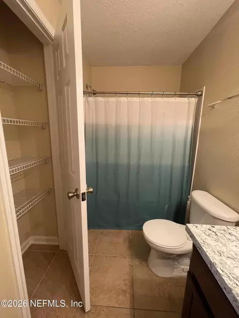 Bath - 459 Walnut Dr, Saint Johns, FL 32259 photo 4 of 4