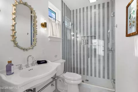 Bath - 6435 Broward St, Saint Augustine, FL 32080 photo 6 of 6
