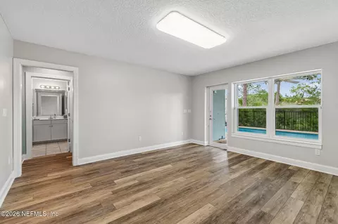 Living - 123 Sunset Cir S, Saint Augustine Beach, FL 32080 photo 3 of 5