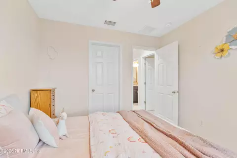 Bedroom - 219 Deerfield Glen Dr, Saint Augustine, FL 32086 photo 8 of 8