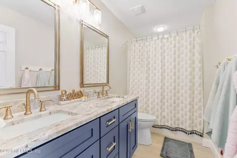 Bath - 219 Deerfield Glen Dr, Saint Augustine, FL 32086 photo 3 of 3