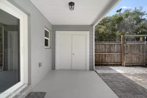 Exterior - 112 E St, Saint Augustine Beach, FL 32080 photo 10 of 13