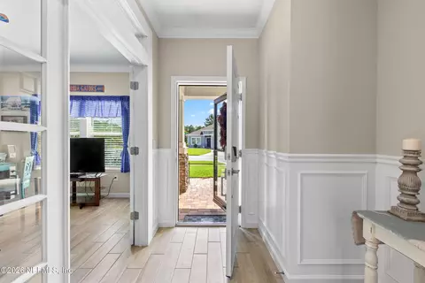 Entry Way - 20 Tintamarre Dr, Saint Augustine, FL 32092 photo 2 of 2