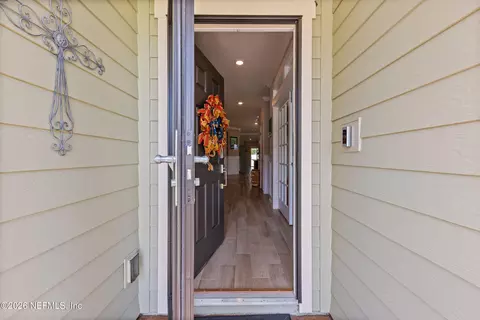 Entry Way - 20 Tintamarre Dr, Saint Augustine, FL 32092 photo 1 of 2