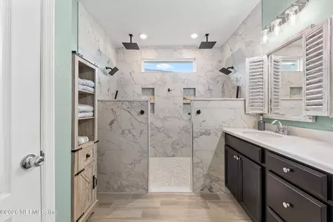 Bath - 20 Tintamarre Dr, Saint Augustine, FL 32092 photo 4 of 5