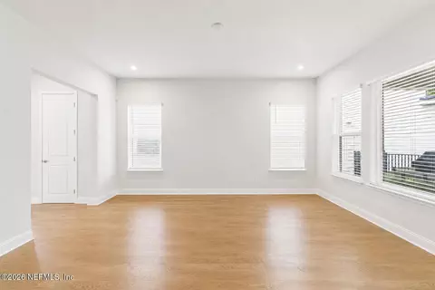 Living - 80 Walnut Glen Ct, Saint Johns, FL 32259 photo 5 of 5