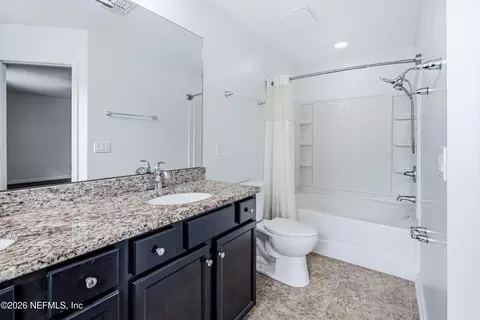 Bath - 435 Walnut Dr, Saint Johns, FL 32259 photo 1 of 3