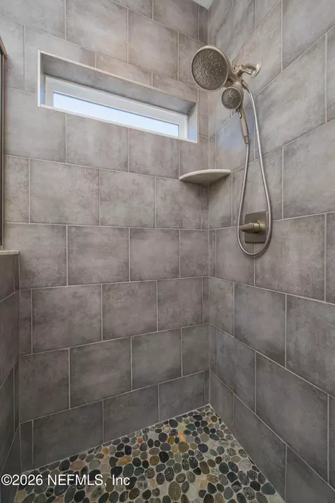 Bath - 6832 Middleton Ave, Saint Augustine, FL 32080 photo 5 of 6