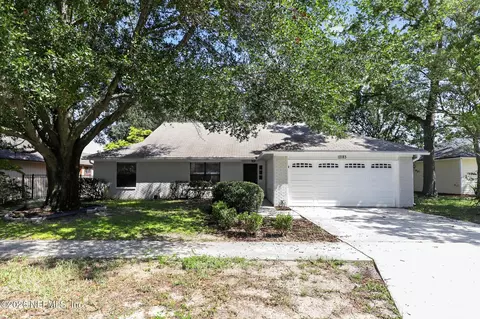 12183 Safeshelter Dr S, Jacksonville, FL 32225