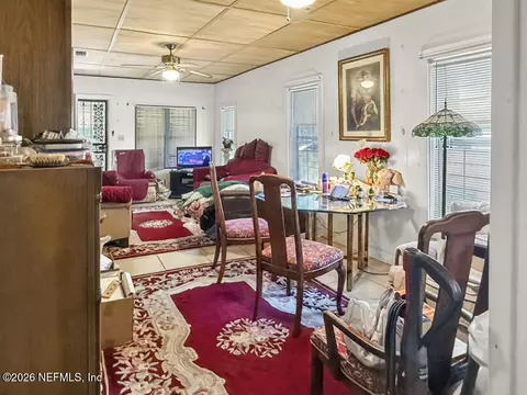 Living - 137 Blanco St, Saint Augustine, FL 32084 photo 2 of 4