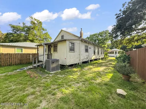 Exterior - 137 Blanco St, Saint Augustine, FL 32084 photo 6 of 20