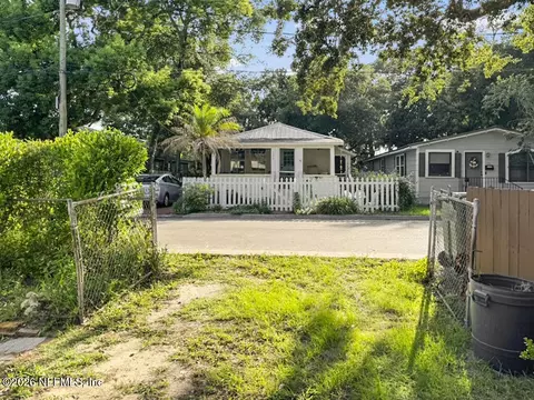 Exterior - 137 Blanco St, Saint Augustine, FL 32084 photo 2 of 20
