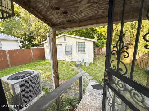 Exterior - 137 Blanco St, Saint Augustine, FL 32084 photo 7 of 20