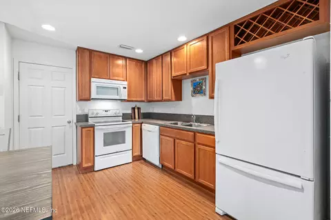Kitchen - 168 Islander Cir, Saint Augustine, FL 32080 photo 1 of 3