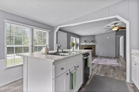 375 Rutha Mae Brown Dr, Baldwin, FL 32234 photo 12