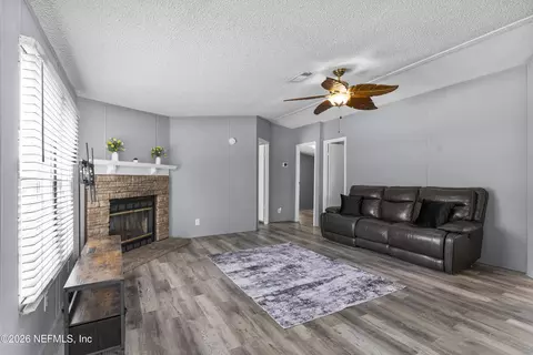 375 Rutha Mae Brown Dr, Baldwin, FL 32234 photo 6