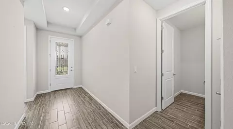 Entry Way - 352 Rustic Mill Dr, Saint Augustine, FL 32092 photo 7 of 12