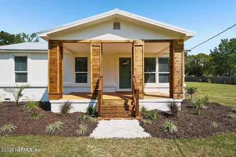 174 Geck Rd, Palatka, FL 32177