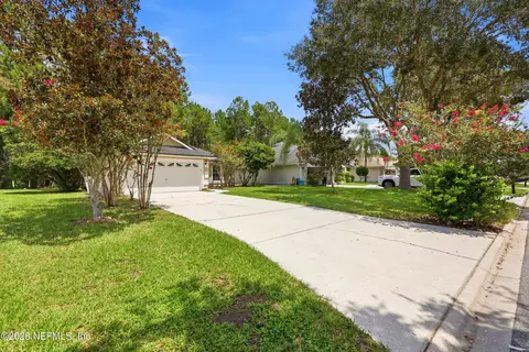 Exterior - 696 Hampton Downs Ct, Saint Johns, FL 32259 photo 6 of 7