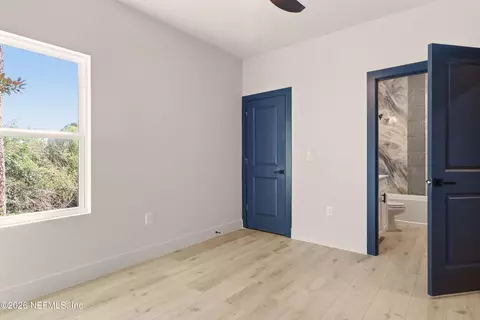 Bedroom - 18 E Park Ave, Saint Augustine, FL 32084 photo 1 of 3