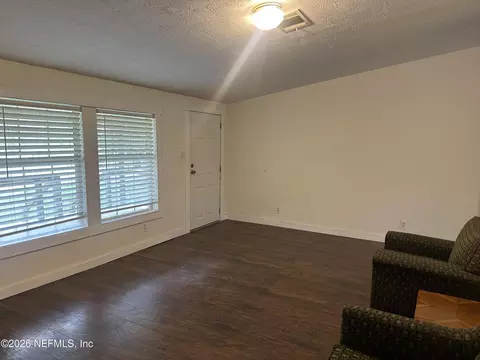 101 W Strickland Rd, Interlachen, FL 32148 photo 12