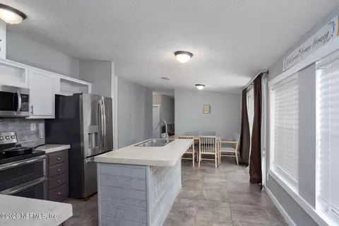 101 W Strickland Rd, Interlachen, FL 32148 photo 10