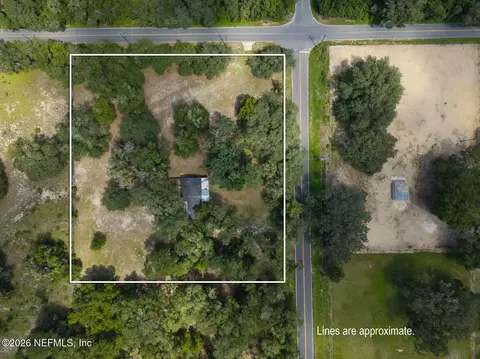 101 W Strickland Rd, Interlachen, FL 32148 photo 5