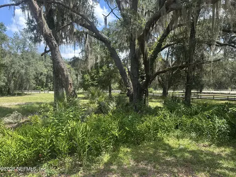 101 W Strickland Rd, Interlachen, FL 32148 photo 7