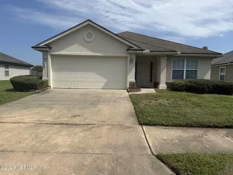 6717 N Gentle Oaks Dr, Jacksonville, FL 32244