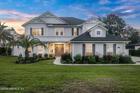 3323 Southern Oaks Dr, Green Cove Springs, FL 32043