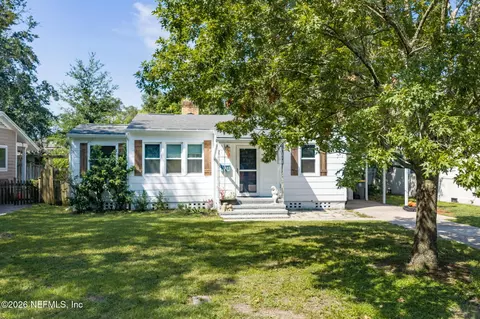 1532 Charon Rd, Jacksonville, FL 32205
