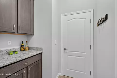 Entry Way - 35 Bella Dr, Saint Augustine, FL 32086 photo 3 of 4