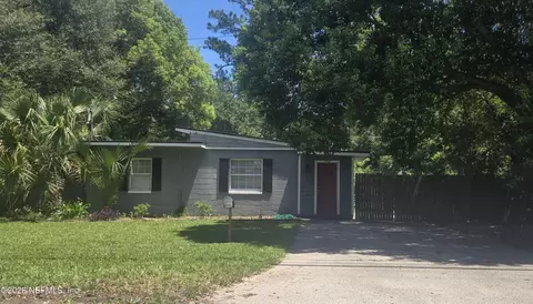 4009 Eve Dr E, Jacksonville, FL 32246