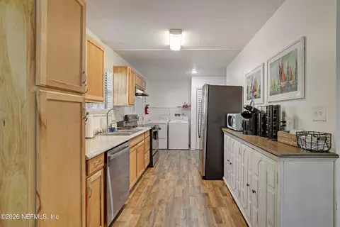 Kitchen - 237 Riberia St, Saint Augustine, FL 32084 photo 2 of 4
