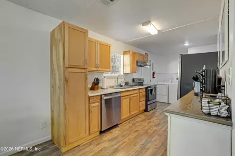 Kitchen - 237 Riberia St, Saint Augustine, FL 32084 photo 1 of 4