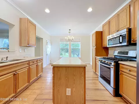 Kitchen - 2905 Gray Jay Dr, Saint Augustine, FL 32084 photo 4 of 5