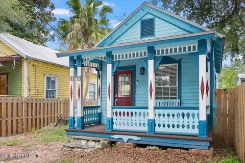 Exterior - 57 Dumas St, Saint Augustine, FL 32084 photo 2 of 7