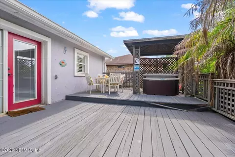 Exterior - 212 Kenan St, Saint Augustine, FL 32080 photo 2 of 4
