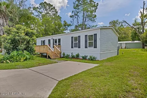 411 E Lake St, Palatka, FL 32177