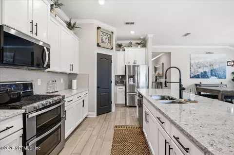 Kitchen - 273 Silverleaf Village Dr, Saint Augustine, FL 32092 photo 2 of 2
