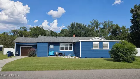 169 Center St N, Baldwin, FL 32234
