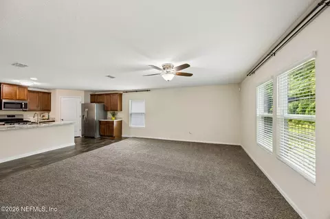 Living - 117 Lakeside Ct, Bunnell, FL 32110 photo 3 of 5