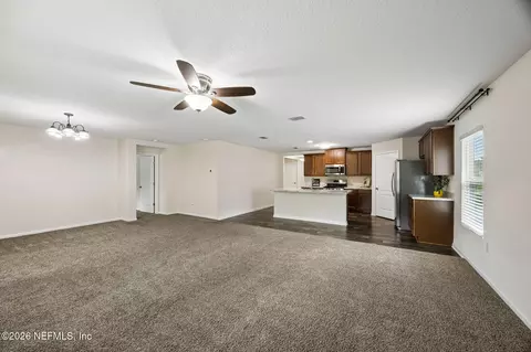 Living - 117 Lakeside Ct, Bunnell, FL 32110 photo 4 of 5