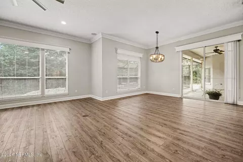 Living - 1803 Sentry Oak Ct, Fleming Island, FL 32003 photo 6 of 7